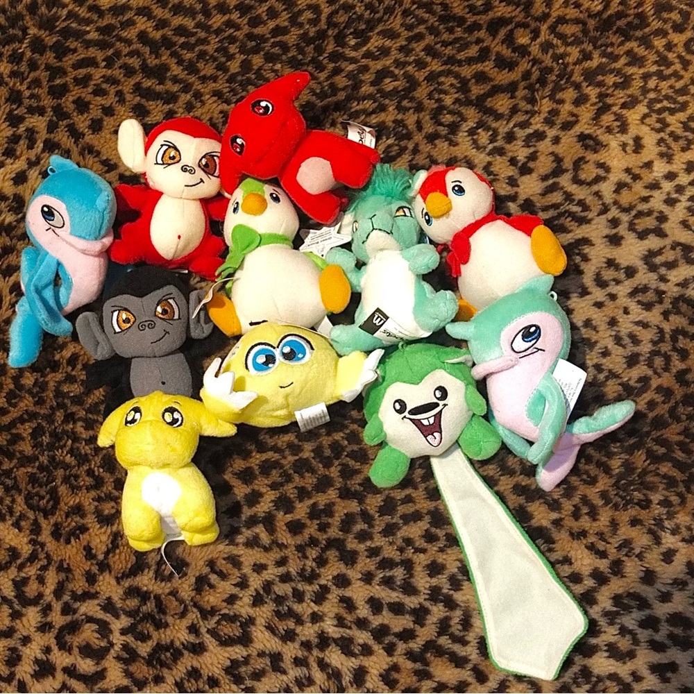 11 Neo Pets Mc Donald’s Plush ✮